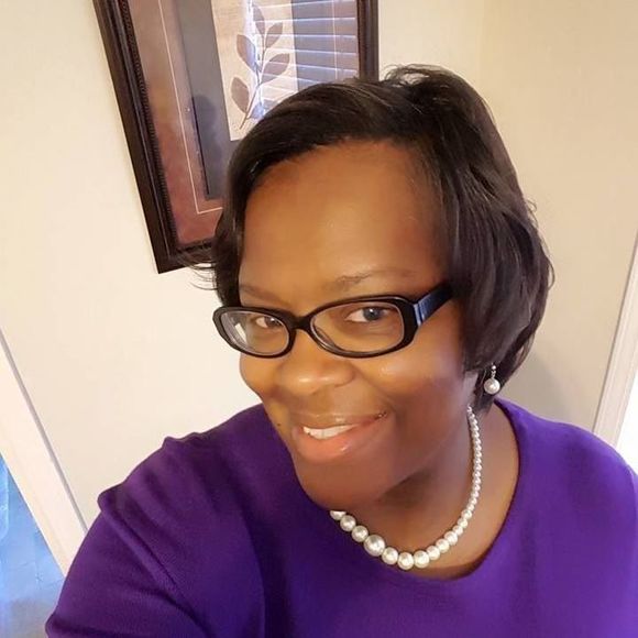 Meet your Posher, Kendra - Picture 1 of 1